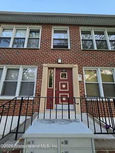 475 Armstrong Ave APT E1