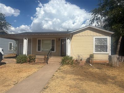 917 S La Salle Dr