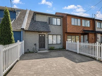 182 Arlington Pl