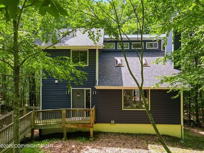 387 Canterbury Rd