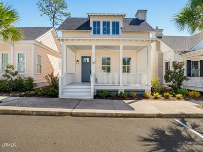 11 Hamlet Row