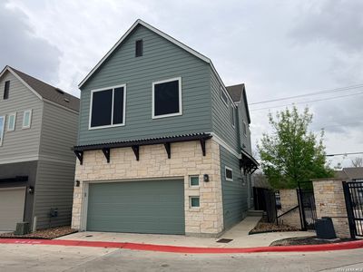 5843 Whitby Rd Unit 1