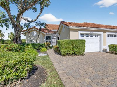 7087 Summer Tree Drive