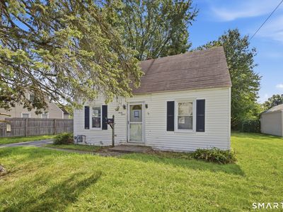 27 Hockanum Drive