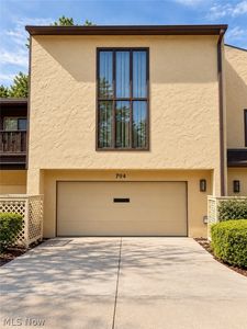794 Hampton Ridge Dr