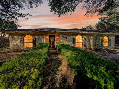 Property at 1002 Meridith Dr, Terrell, TX