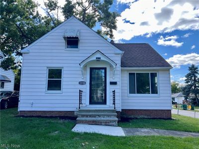 Property at 18108 McCracken Rd, Maple Heights, OH