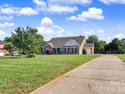 2117 Belle Regal Cir