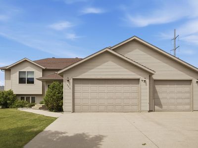 1534 Woodridge Ln