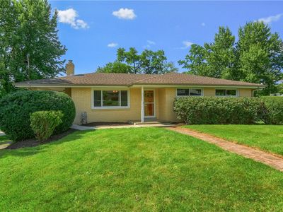 130 Claridge Dr