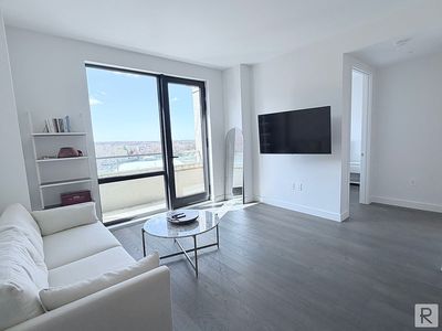 107-06 Queens Blvd #9E