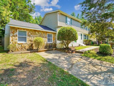 7200 Rollingridge Dr