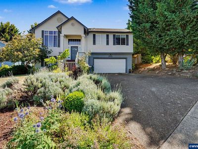 996 Burley Hill Dr NW