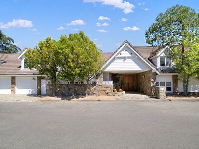 2312 Kimridge Rd