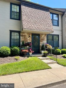 291 Sassafras Ct