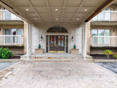 915 Hathaway Rd APT 205