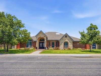 2806 Parton Way
