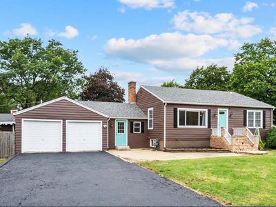 1N038 Woods Ave