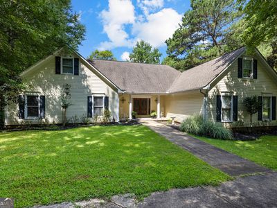 280 Waters Edge Ln