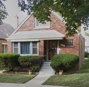 8434 S Luella Ave