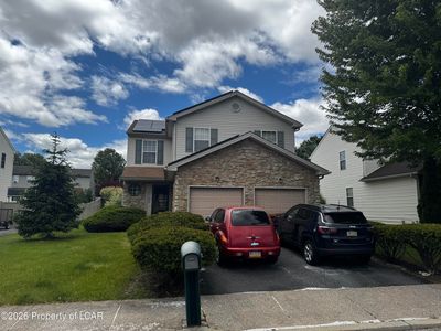 2585 Hickory Dr