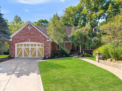 9127 Pinecreek Ct