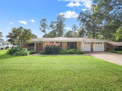 810 Chinquapin Dr