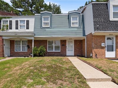 5850 E Hastings Arch