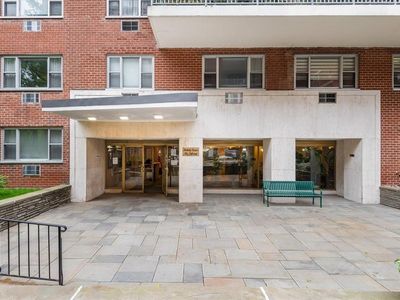 52-40 39th Drive #12H