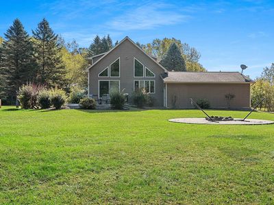 2277 J Edward Ct