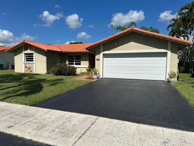 Property at 5511 SW 114th Avenue, Cooper City, FL