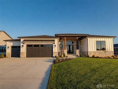 9338 Rochelle Ln