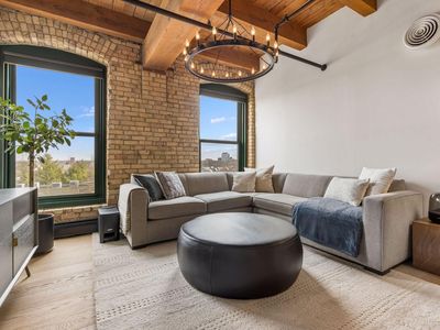 400 N 1st St APT 406