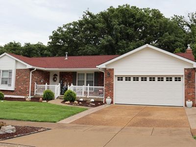 5844 Pierwood Dr