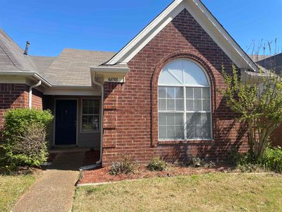 6898 Century Oaks Dr