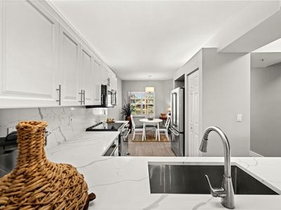 7502 Silver Trumpet LN #103