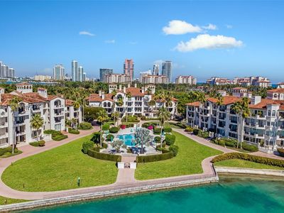 2133 Fisher Island Dr #2133