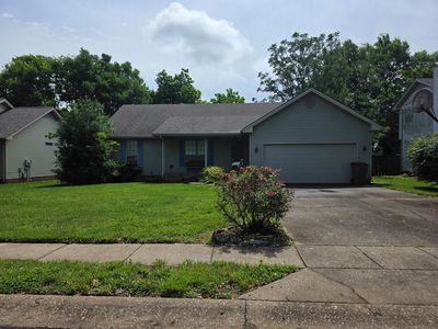905 Sivley Rd