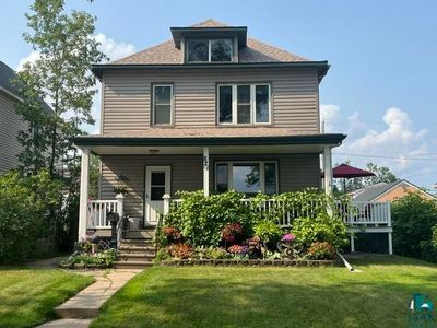 821 N 10th St
