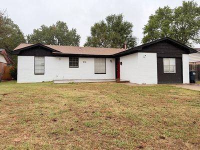 Property at 11 Osage Dr, Shawnee, OK