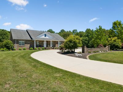 800 Grove Rd