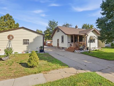 205 S 28th St