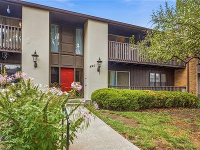 441 W 104th St APT D
