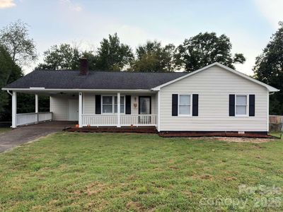 2060 27th Avenue Dr NE