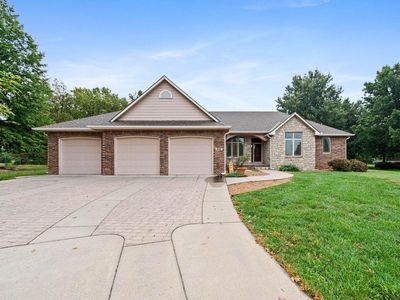 2100 Pico Ct