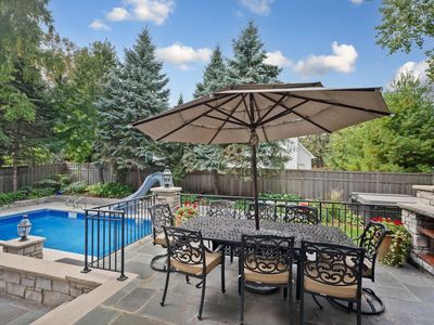 7000 Weston Cir