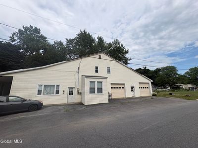 6 Spruce Street
