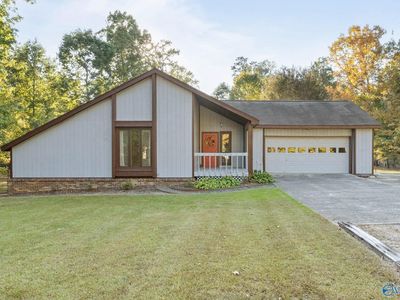 107 Water Oak Ct