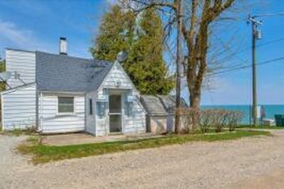 7503 Huron Bay Blvd