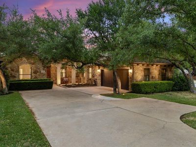 102 Blue Jay Dr
